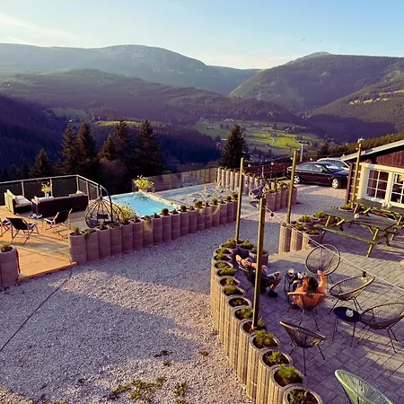 Bila Labut Pec Pec pod Snezkou