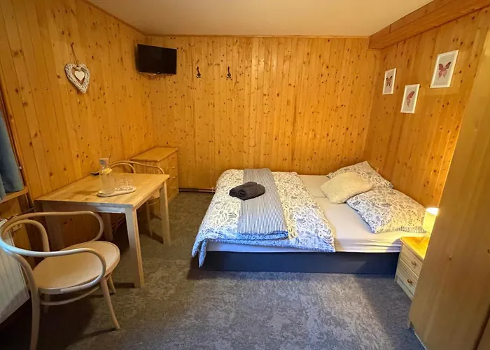 Bila Labut Pec Pensionat 3*