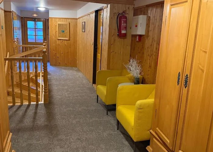 Bila Labut Pec Pensionat