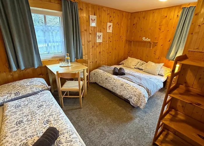 Pensionat Bila Labut Pec 3*